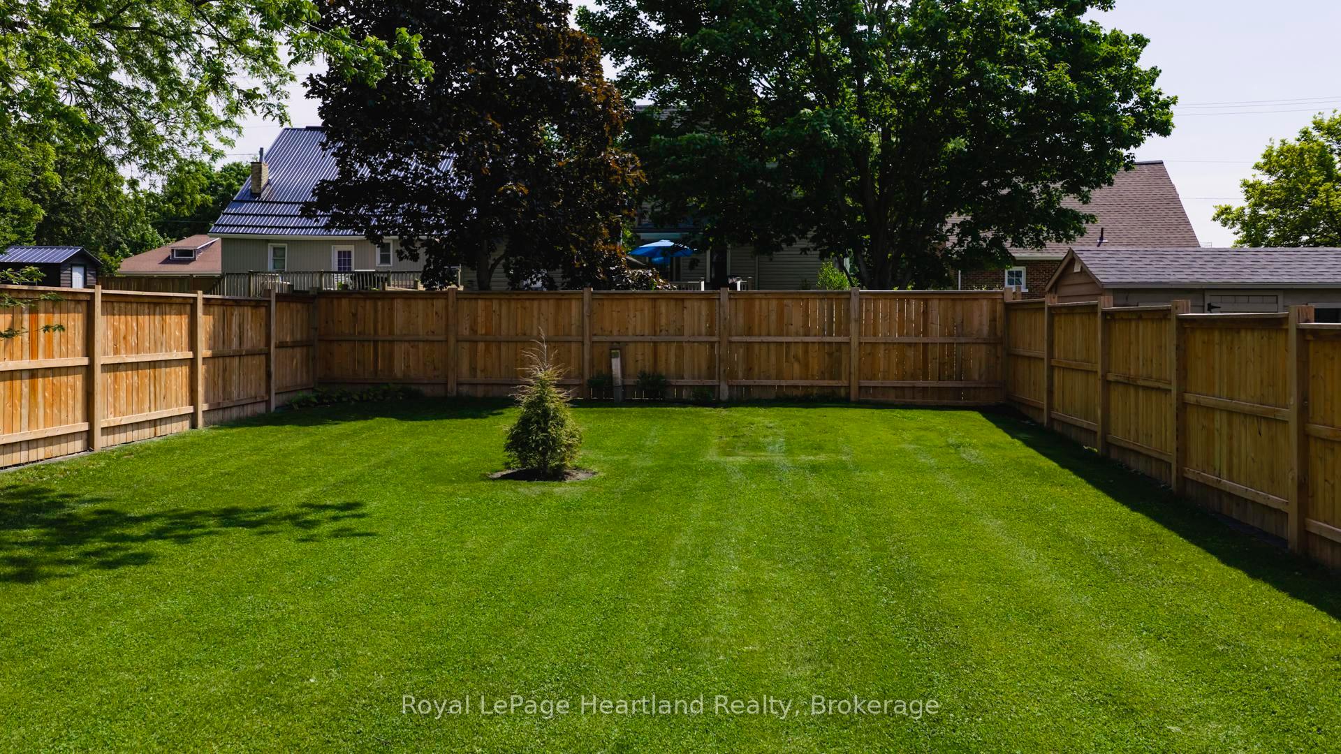 Photo 41 of 115 Queen Street, Central Huron, Clinton — HOMEH
