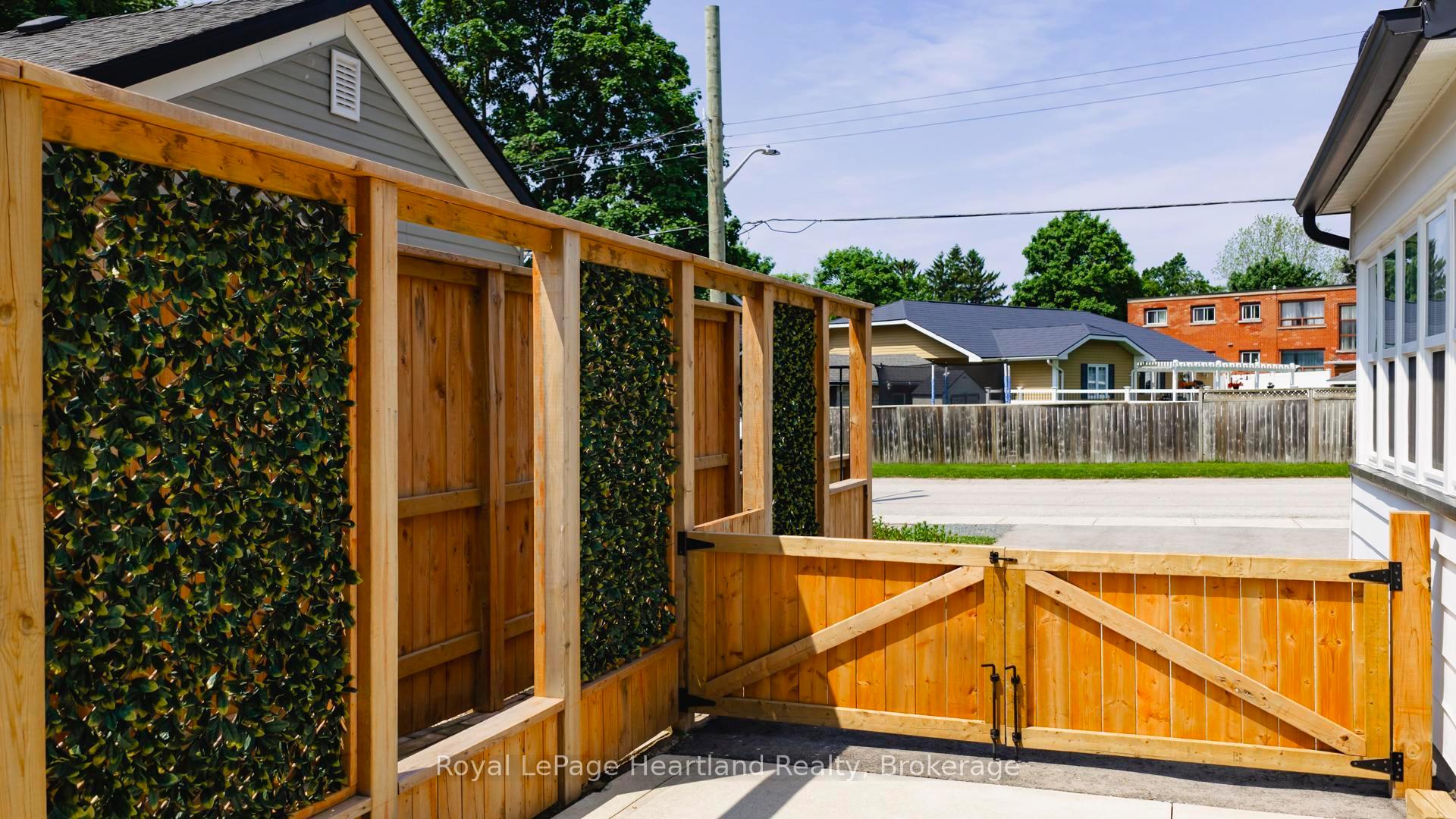 Photo 45 of 115 Queen Street, Central Huron, Clinton — HOMEH