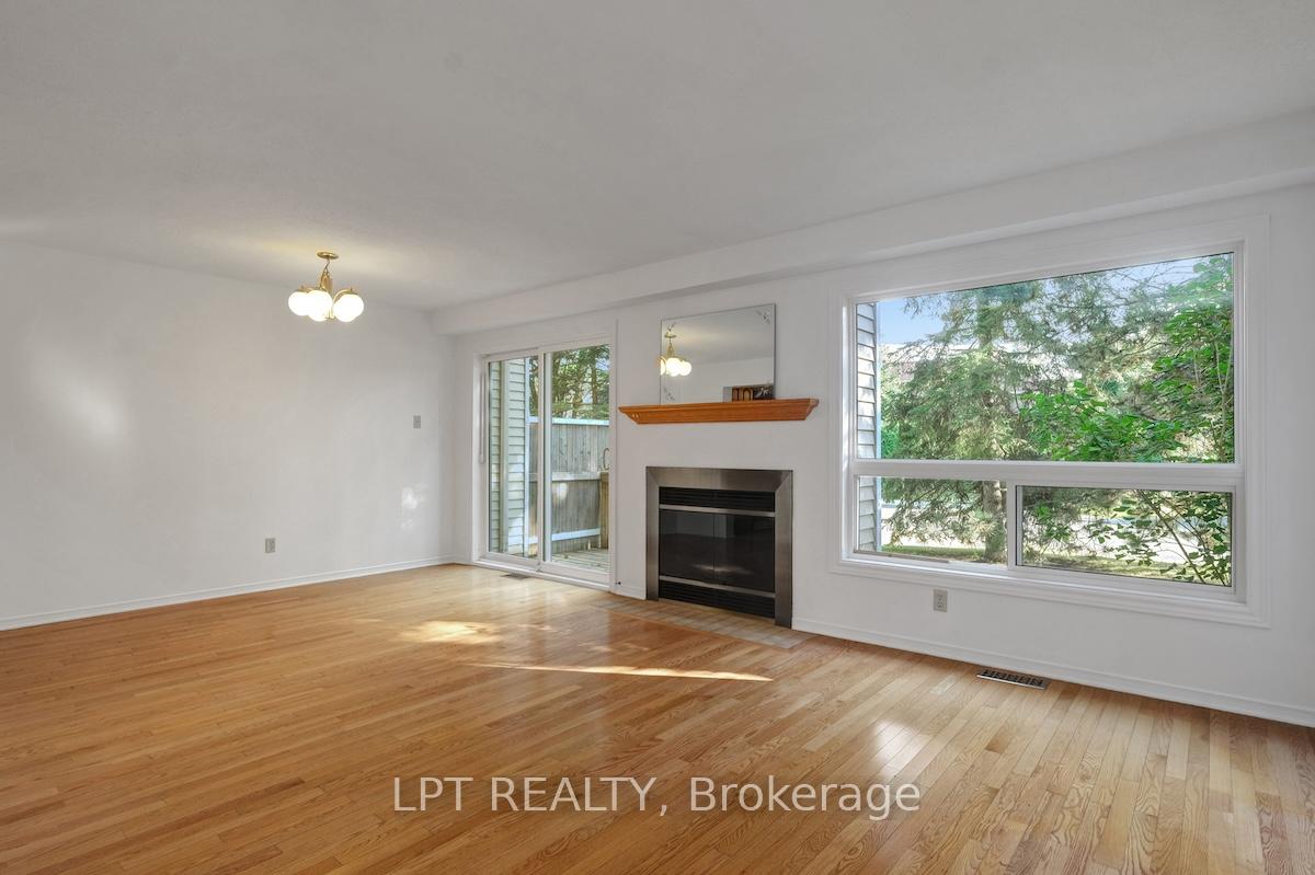 Photo 8 of 6 Sandcliffe Terrace, Ottawa, Centrepointe — HOMEH