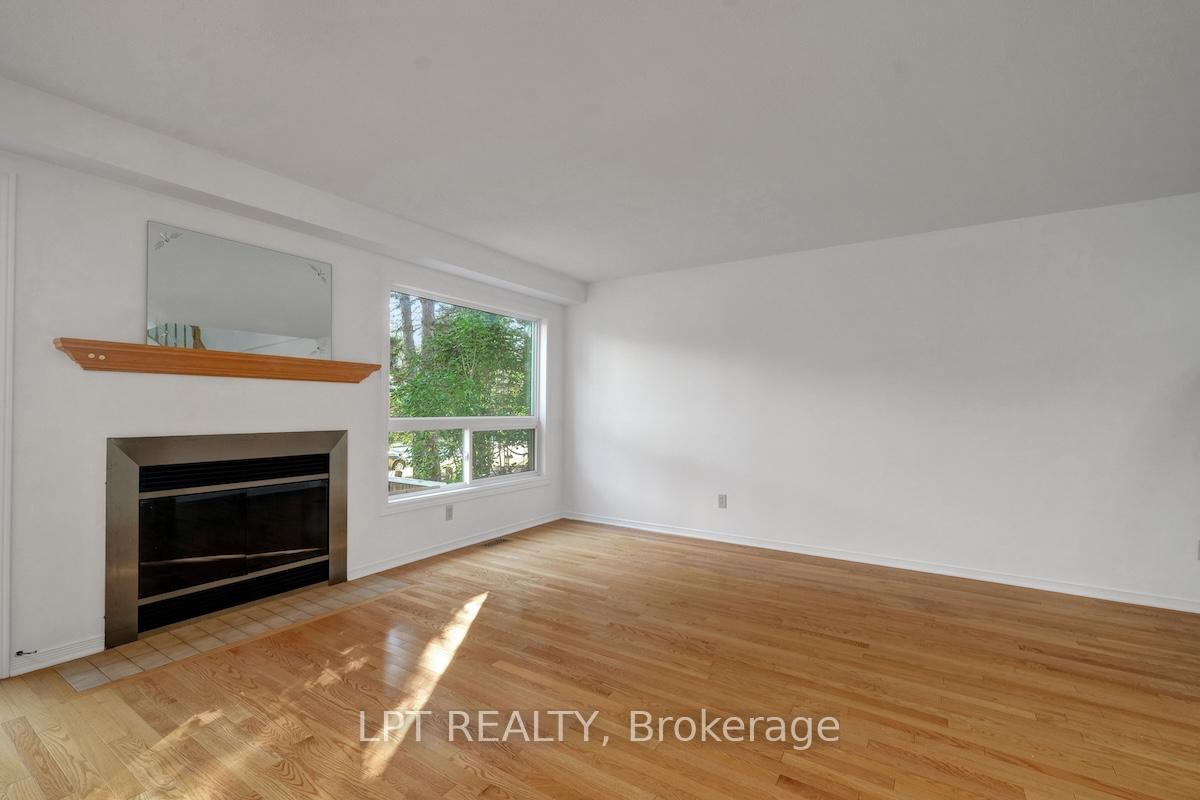 Photo 10 of 6 Sandcliffe Terrace, Ottawa, Centrepointe — HOMEH