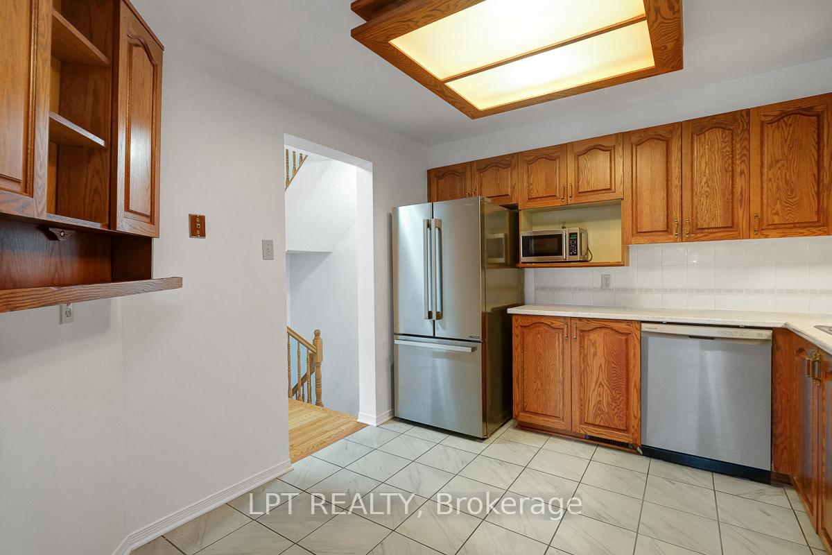 Photo 16 of 6 Sandcliffe Terrace, Ottawa, Centrepointe — HOMEH