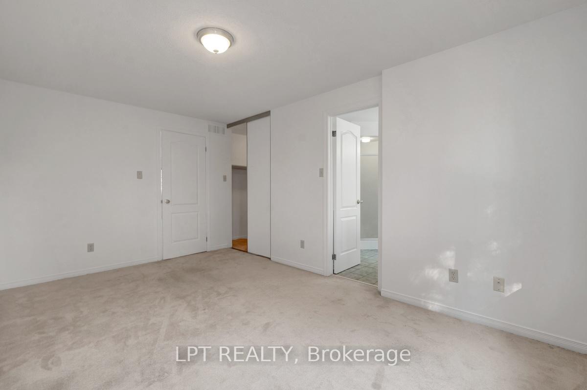 Photo 23 of 6 Sandcliffe Terrace, Ottawa, Centrepointe — HOMEH
