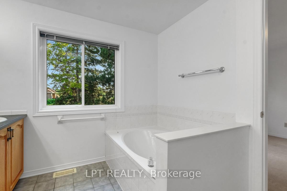 Photo 27 of 6 Sandcliffe Terrace, Ottawa, Centrepointe — HOMEH