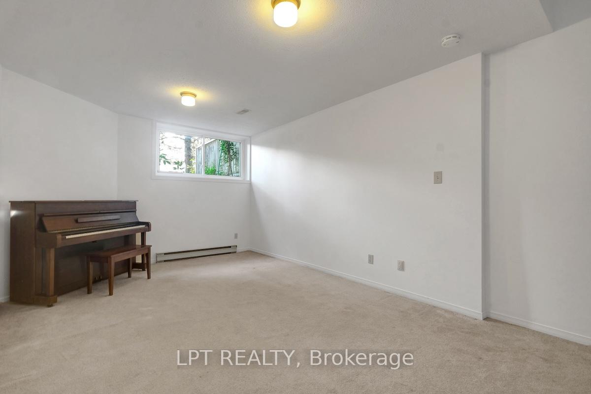 Photo 34 of 6 Sandcliffe Terrace, Ottawa, Centrepointe — HOMEH