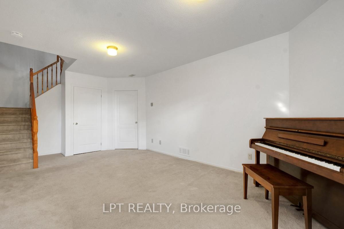 Photo 35 of 6 Sandcliffe Terrace, Ottawa, Centrepointe — HOMEH