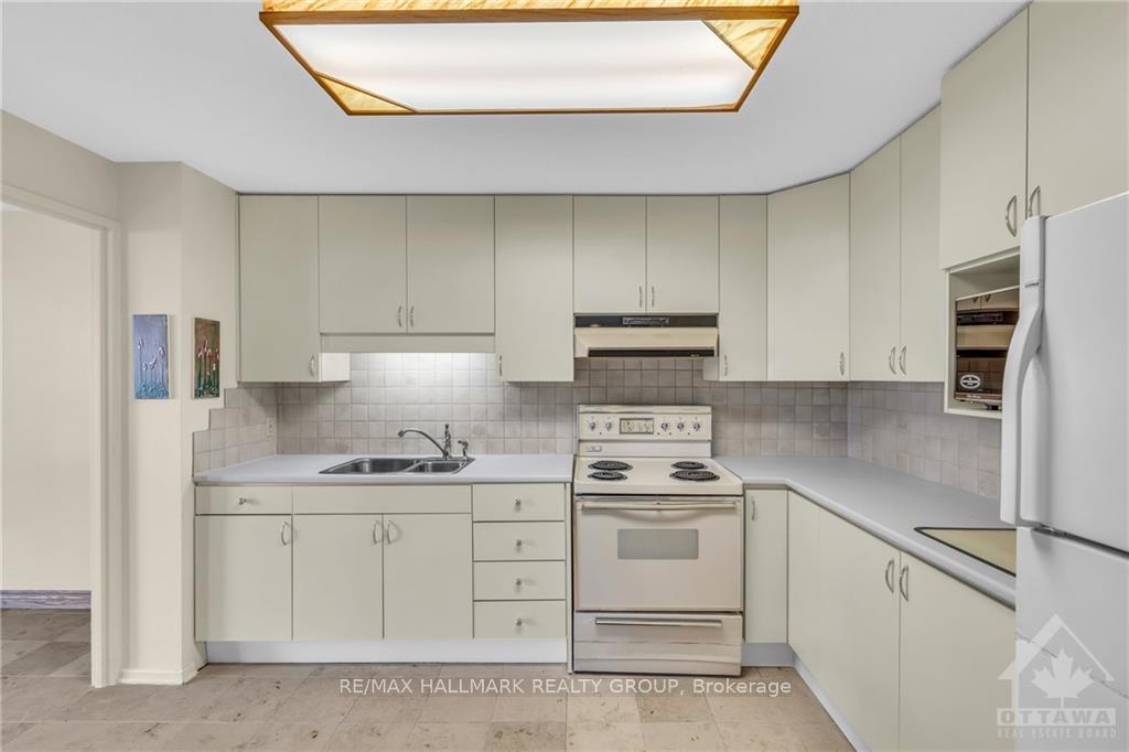 Photo 12 of Unit 108, 1465 Baseline Road, Ottawa, Copeland Park — HOMEH