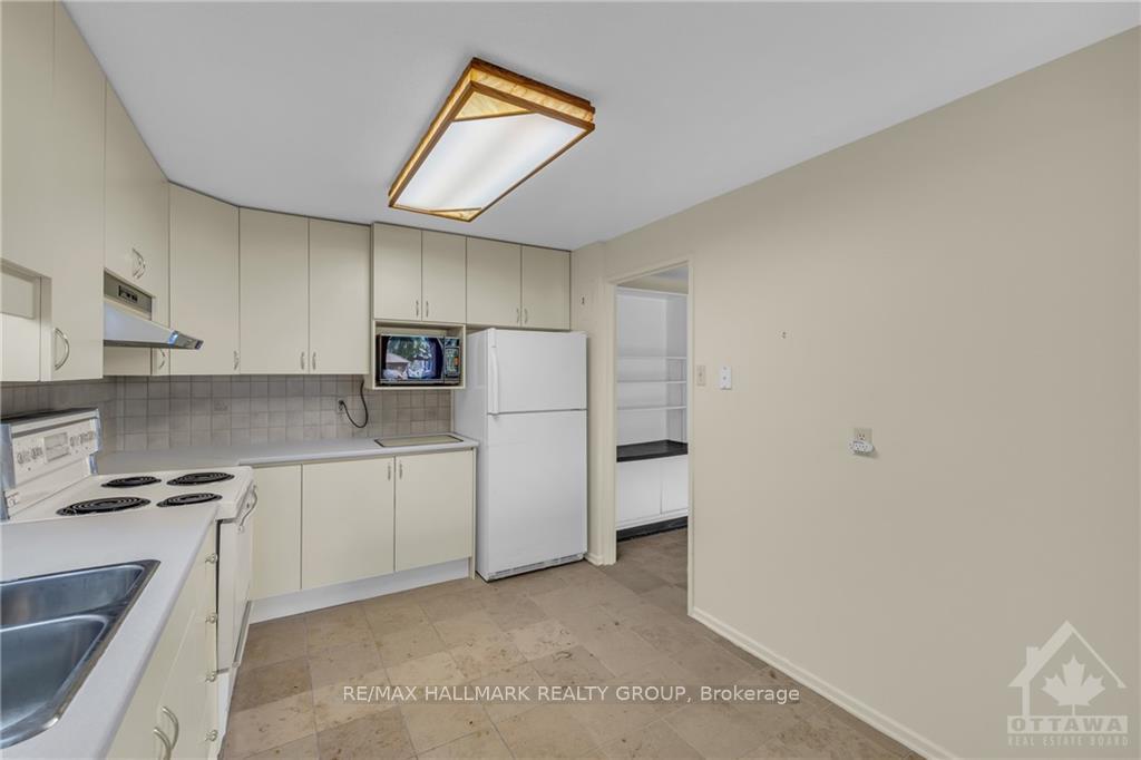 Photo 15 of Unit 108, 1465 Baseline Road, Ottawa, Copeland Park — HOMEH