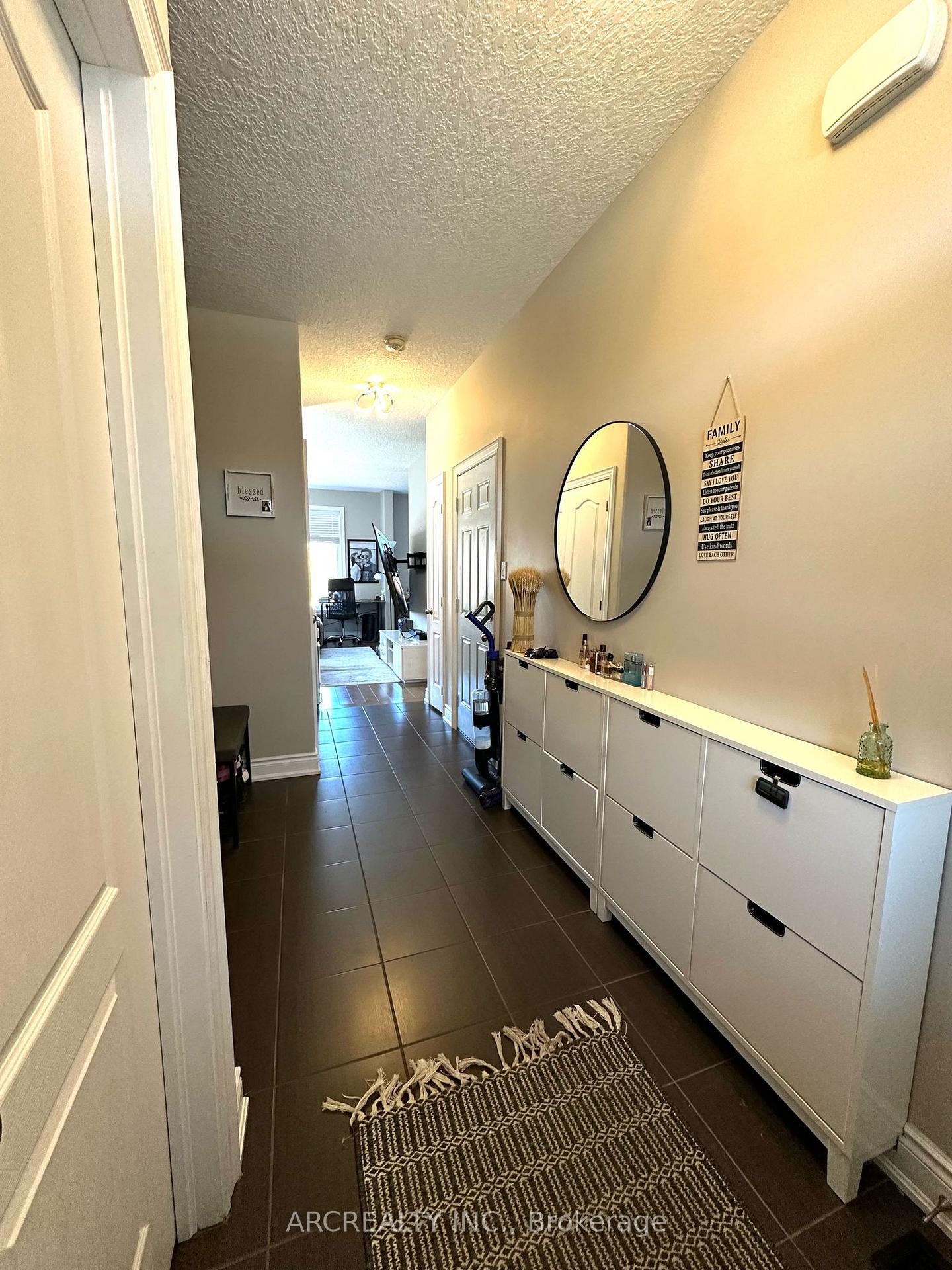 Photo 4 of 36 Booth Lane, Barrie, Painswick South — HOMEH