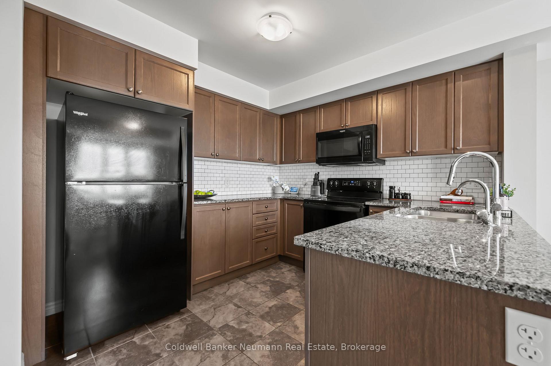 Photo 7 of Unit 11B, 85 Mullin Drive, Guelph, Victoria North — HOMEH