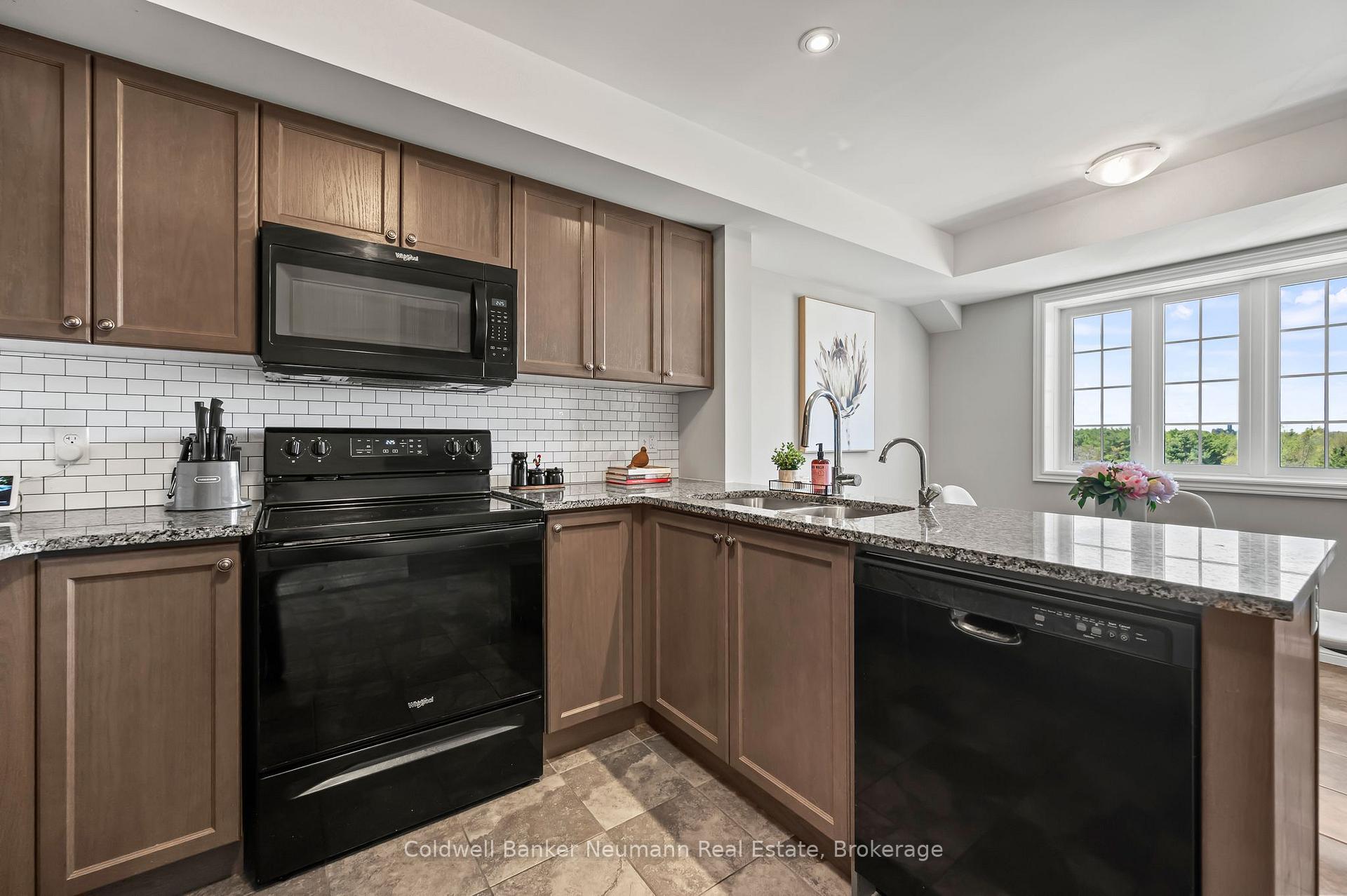 Photo 8 of Unit 11B, 85 Mullin Drive, Guelph, Victoria North — HOMEH