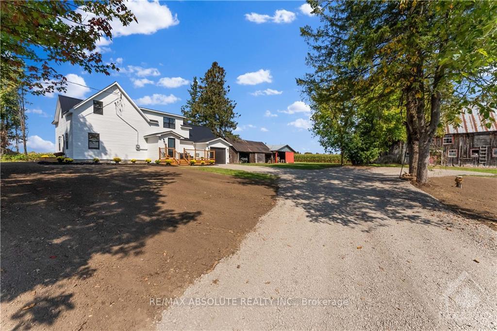 Photo 4 of 5084 Canon Smith Drive, Ottawa, Fitzroy — HOMEH
