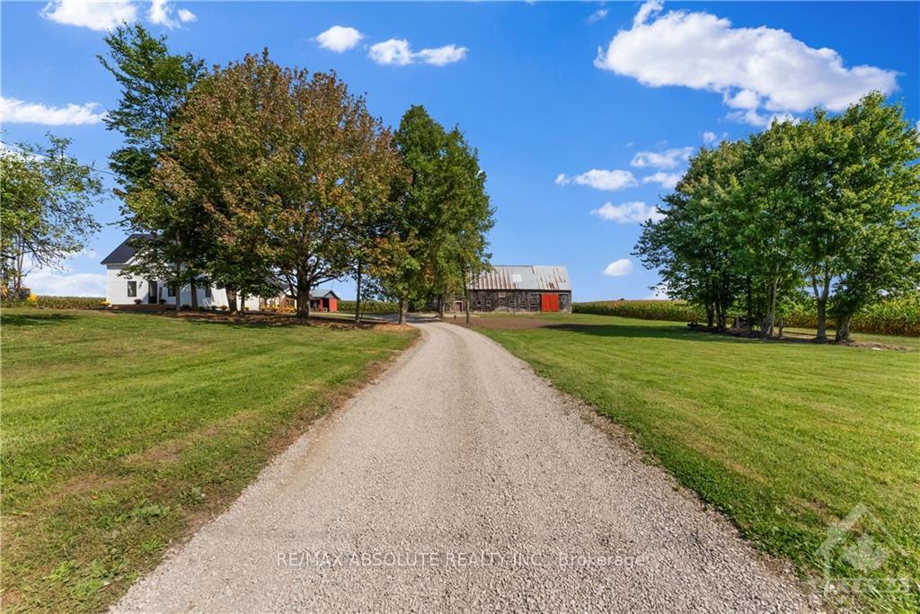 Photo 5 of 5084 Canon Smith Drive, Ottawa, Fitzroy — HOMEH