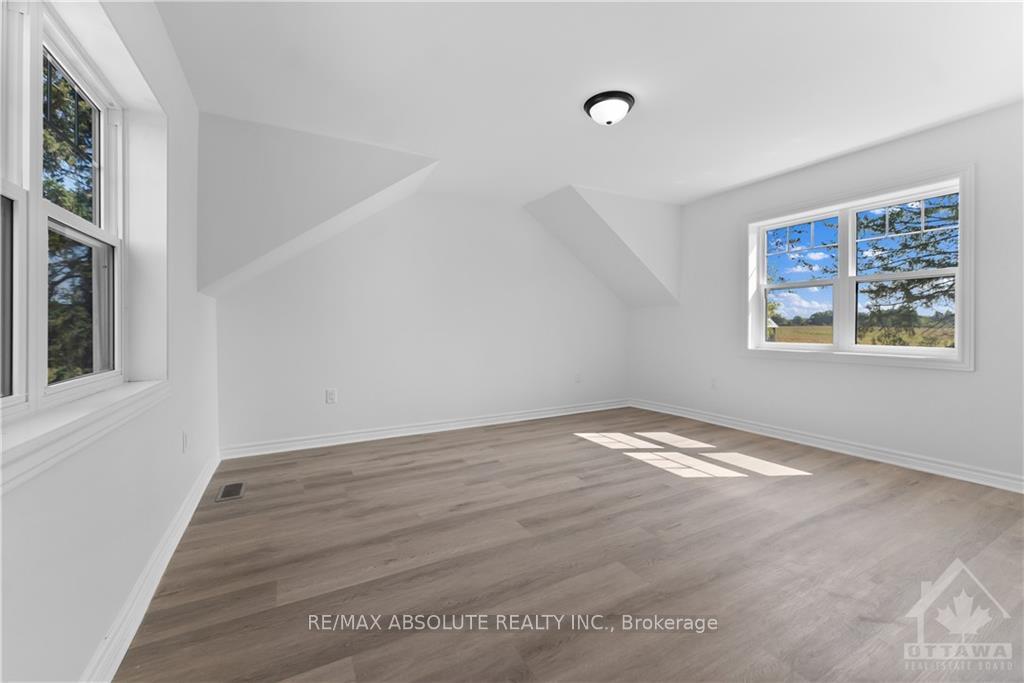 Photo 20 of 5084 Canon Smith Drive, Ottawa, Fitzroy — HOMEH
