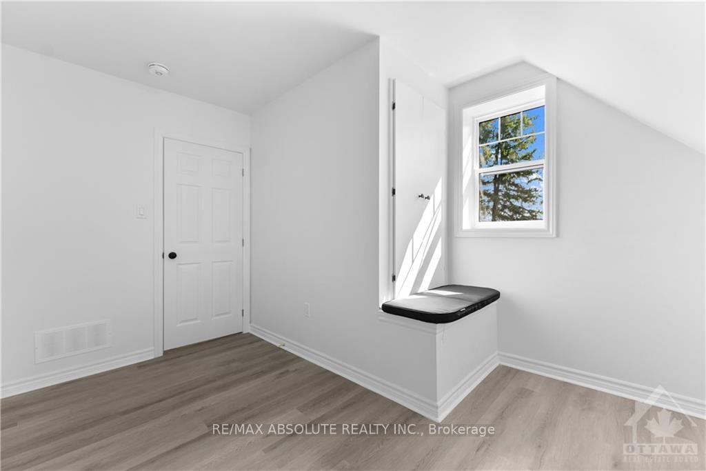 Photo 23 of 5084 Canon Smith Drive, Ottawa, Fitzroy — HOMEH