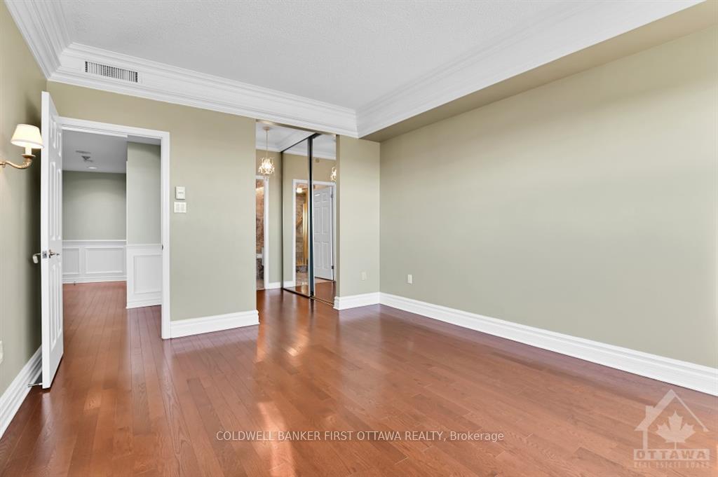 Photo 8 of Unit 1504, 1480 Riverside Drive, Ottawa, Riverview Park — HOMEH