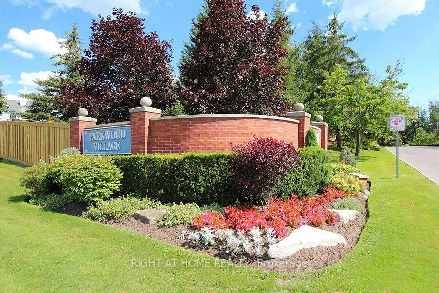 Photo 1 of Unit D-17, 1663 Nash Road, Clarington, Courtice — HOMEH