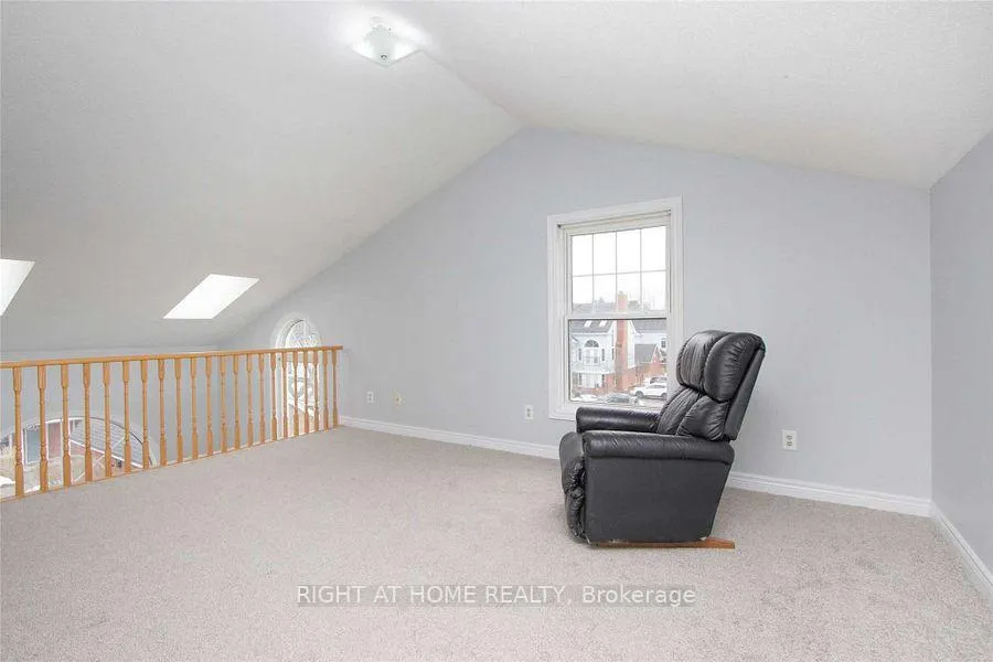 Photo 12 of Unit D-17, 1663 Nash Road, Clarington, Courtice — HOMEH