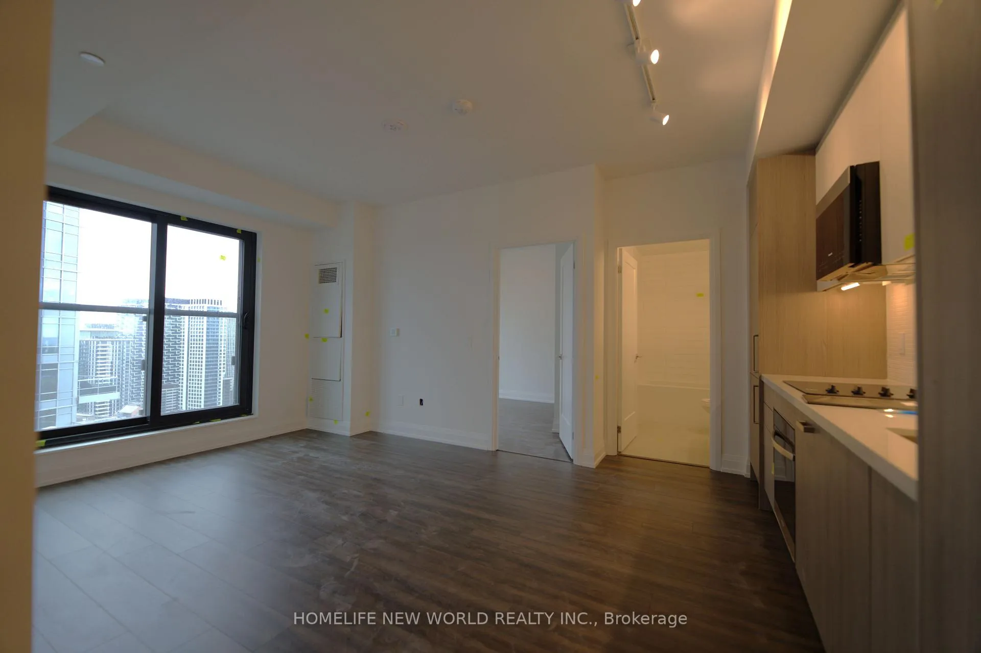 Photo 6 of Unit 3211, 20 Soudan Avenue, Toronto, Mount Pleasant West — HOMEH