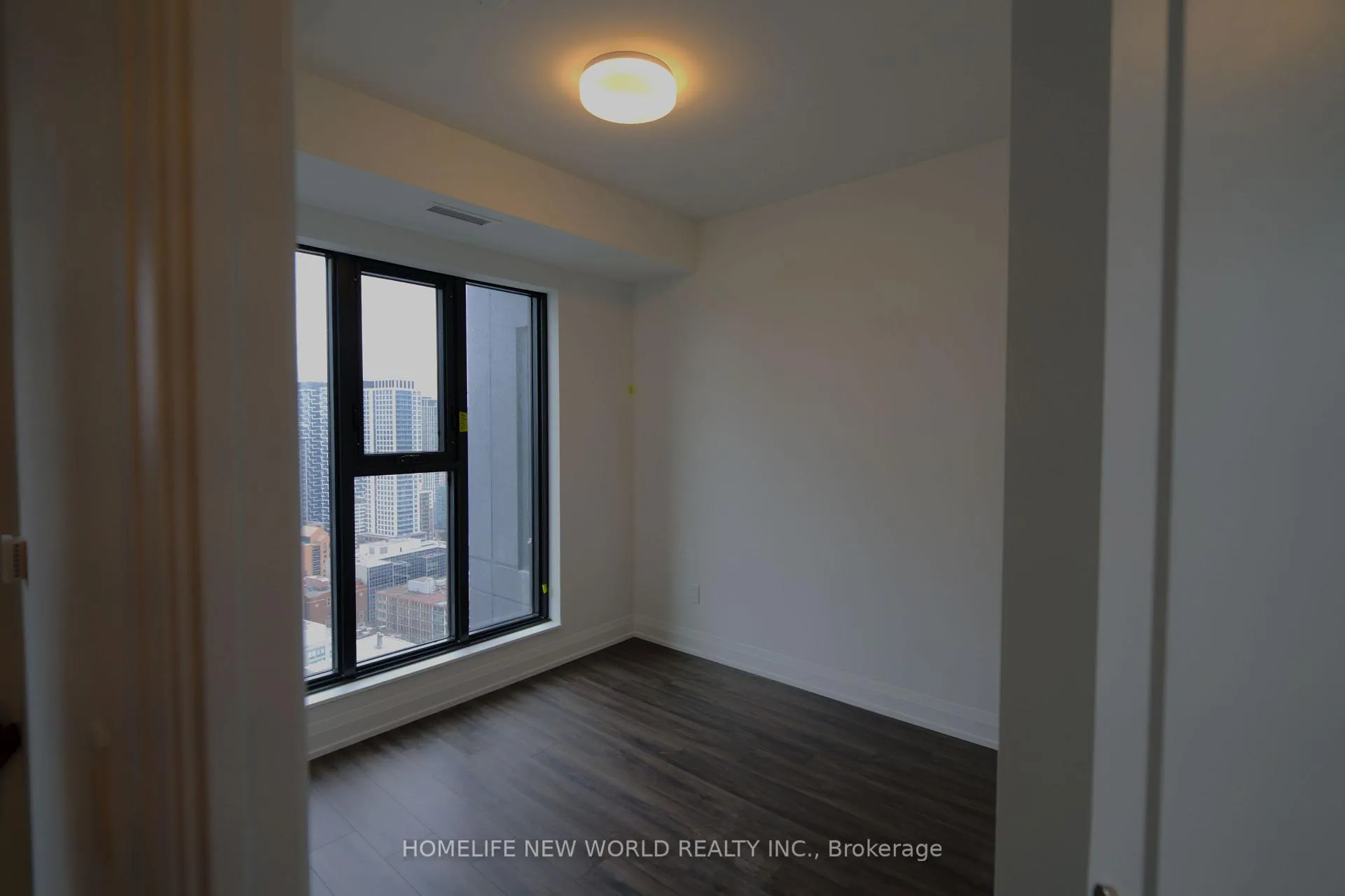 Photo 7 of Unit 3211, 20 Soudan Avenue, Toronto, Mount Pleasant West — HOMEH