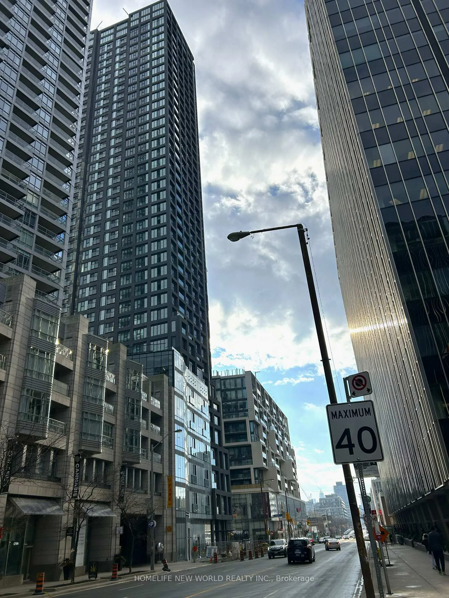 Photo 16 of Unit 3211, 20 Soudan Avenue, Toronto, Mount Pleasant West — HOMEH