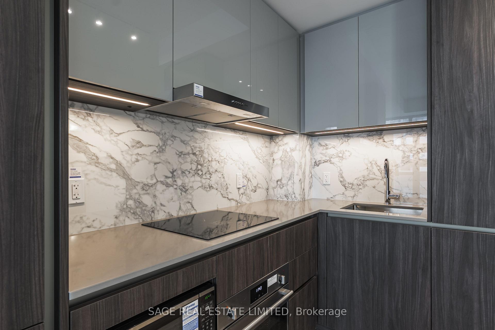 Photo 8 of Unit 1515, 8 Interchange Way, Vaughan, Vaughan Corporate Centre — HOMEH