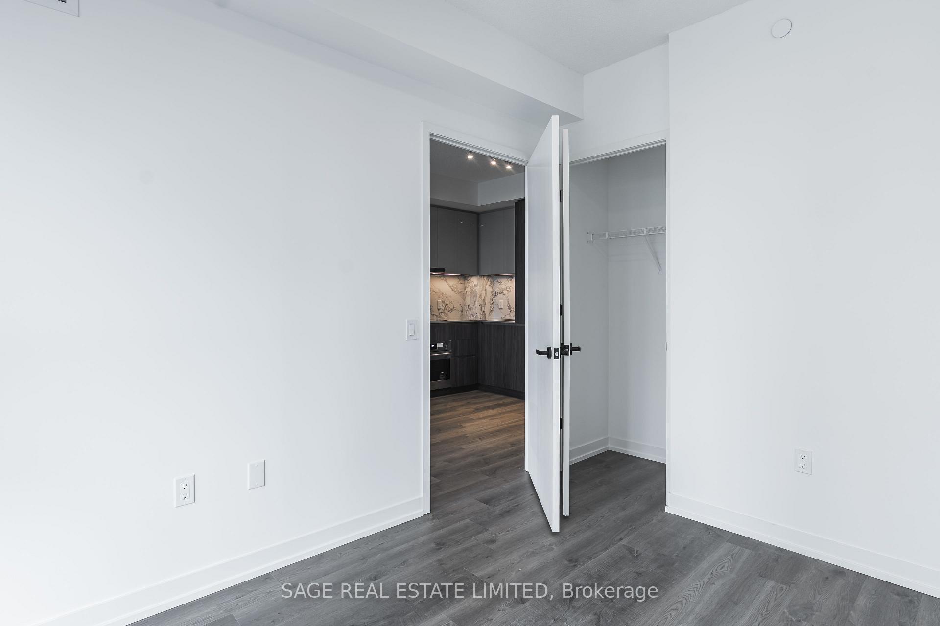Photo 15 of Unit 1515, 8 Interchange Way, Vaughan, Vaughan Corporate Centre — HOMEH