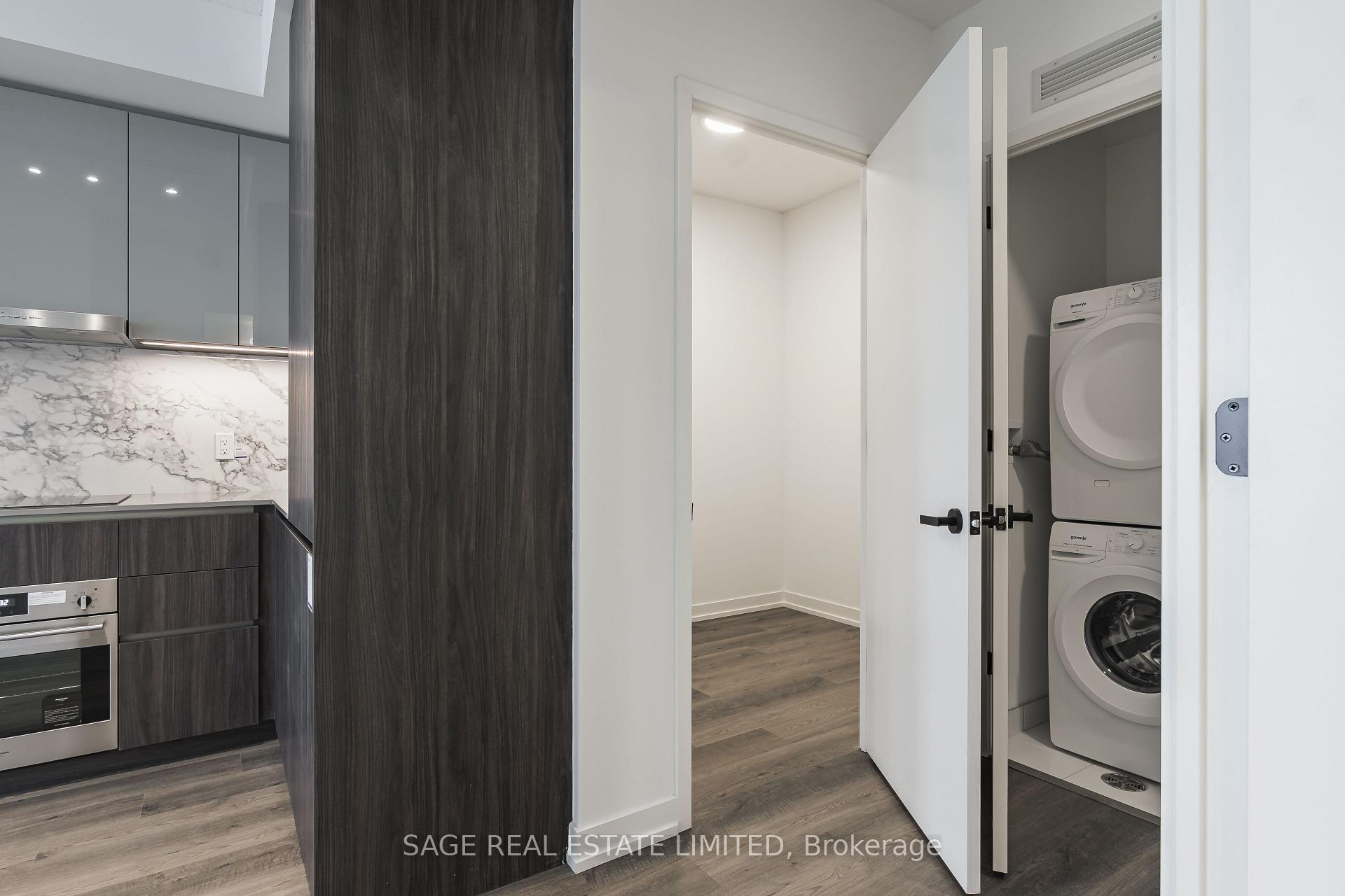 Photo 18 of Unit 1515, 8 Interchange Way, Vaughan, Vaughan Corporate Centre — HOMEH