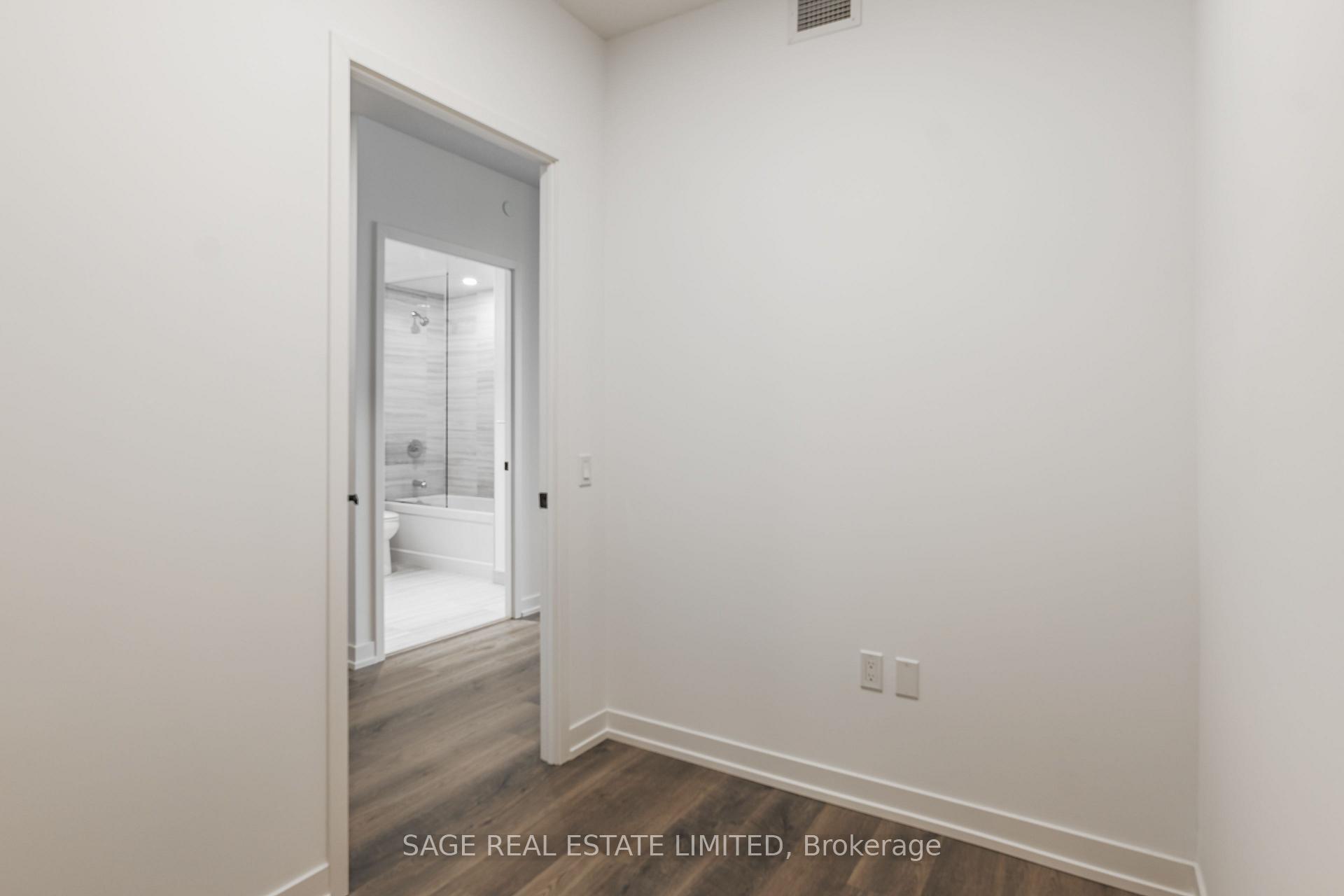 Photo 19 of Unit 1515, 8 Interchange Way, Vaughan, Vaughan Corporate Centre — HOMEH