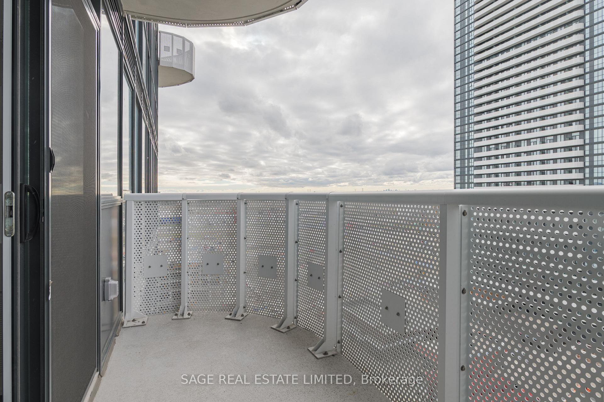 Photo 25 of Unit 1515, 8 Interchange Way, Vaughan, Vaughan Corporate Centre — HOMEH