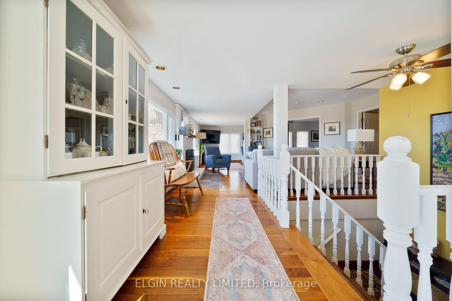 Photo 5 of 547 West Edith Cavell Boulevard, Central Elgin, Rural Central Elgin — HOMEH