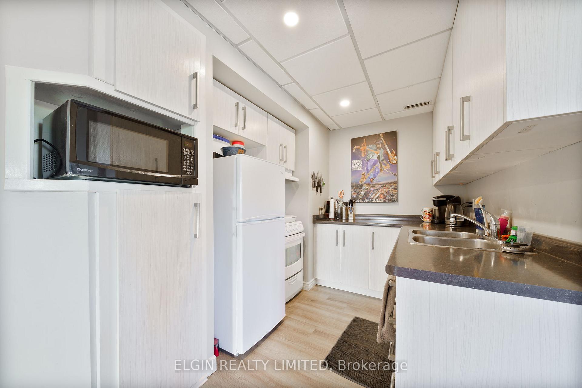 Photo 27 of 547 West Edith Cavell Boulevard, Central Elgin, Rural Central Elgin — HOMEH