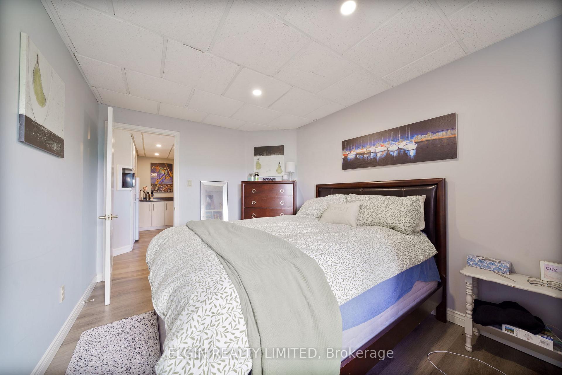 Photo 30 of 547 West Edith Cavell Boulevard, Central Elgin, Rural Central Elgin — HOMEH