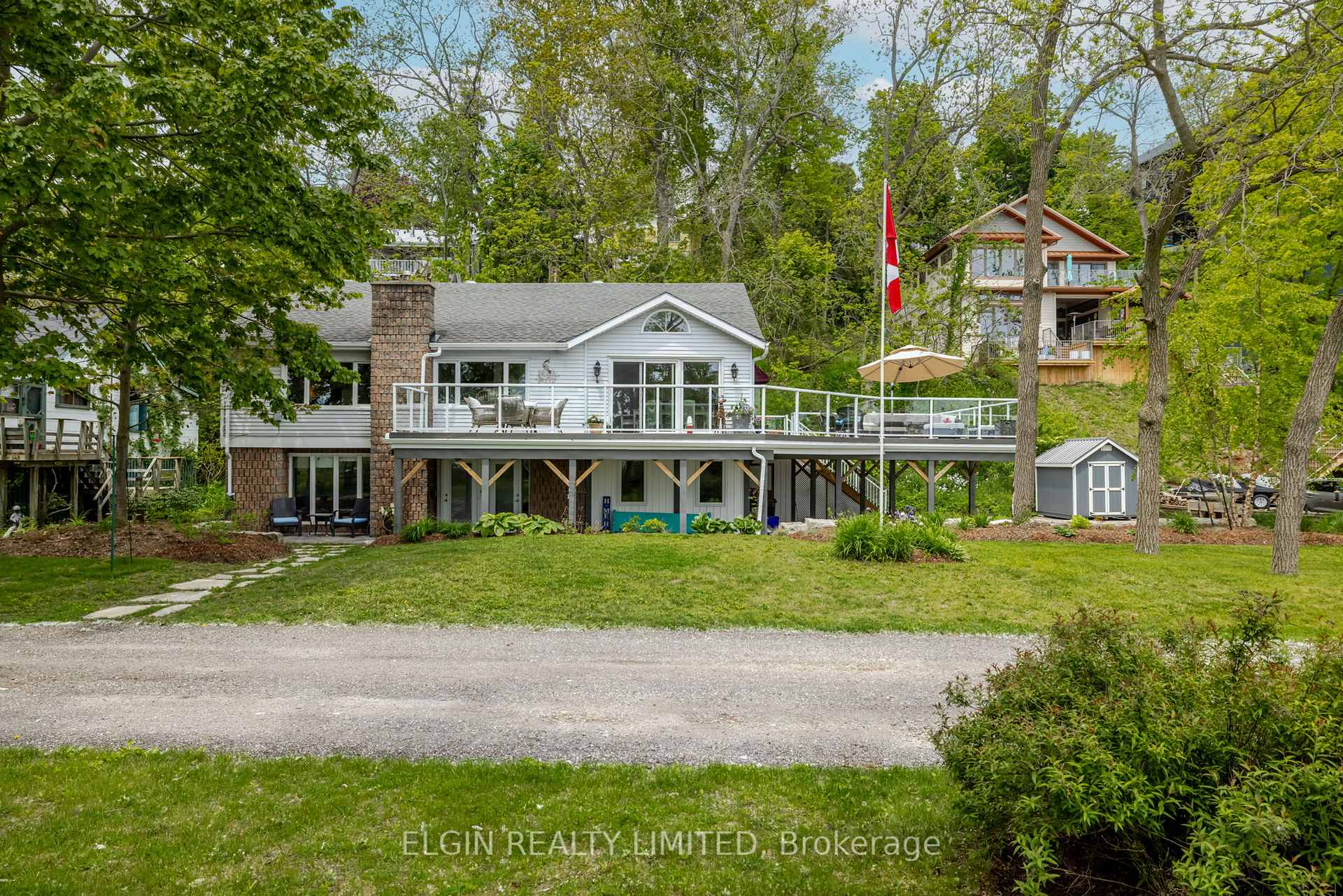 Photo 39 of 547 West Edith Cavell Boulevard, Central Elgin, Rural Central Elgin — HOMEH