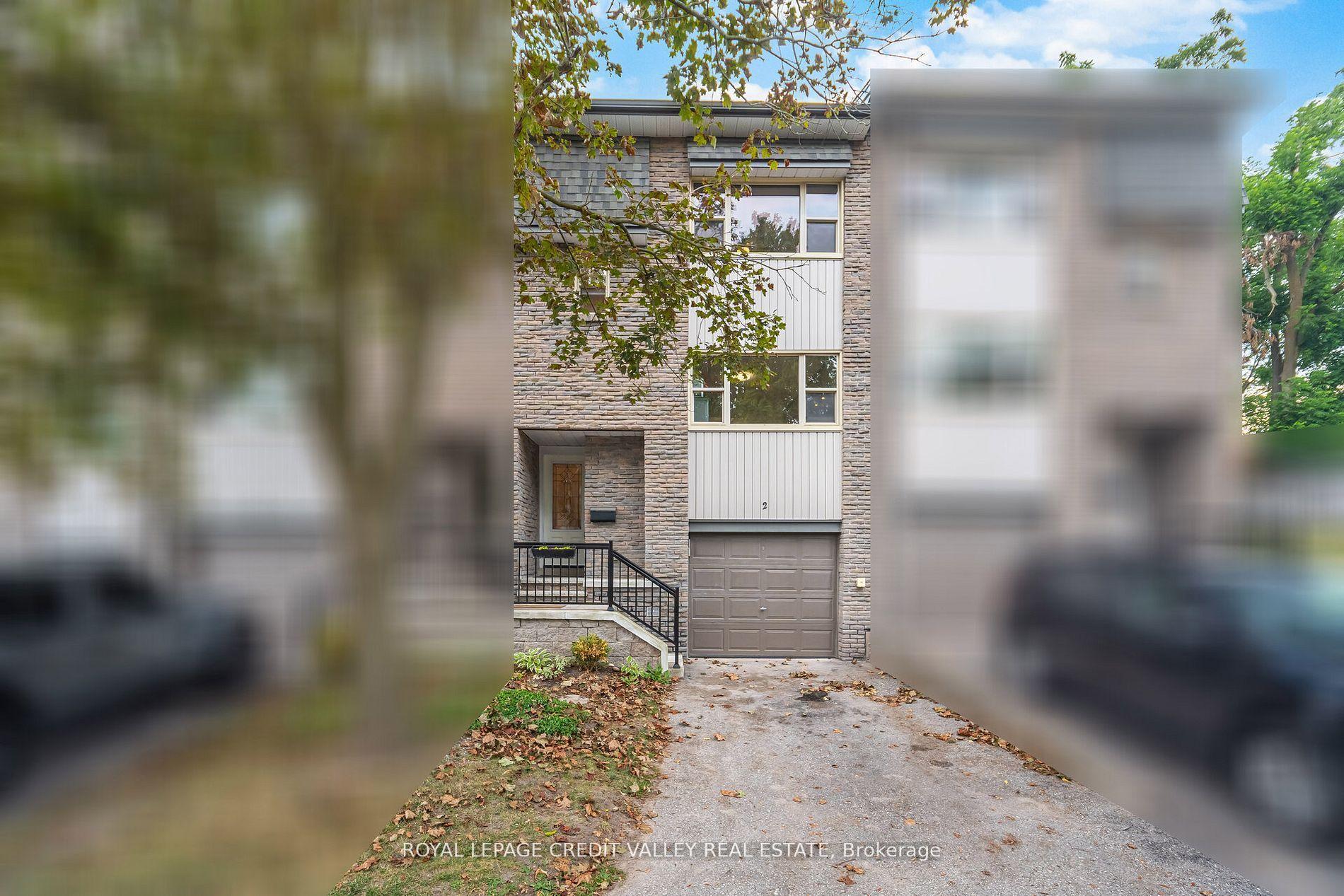 Photo 2 of Unit 2, 2 North Street, Barrie, Wellington — HOMEH