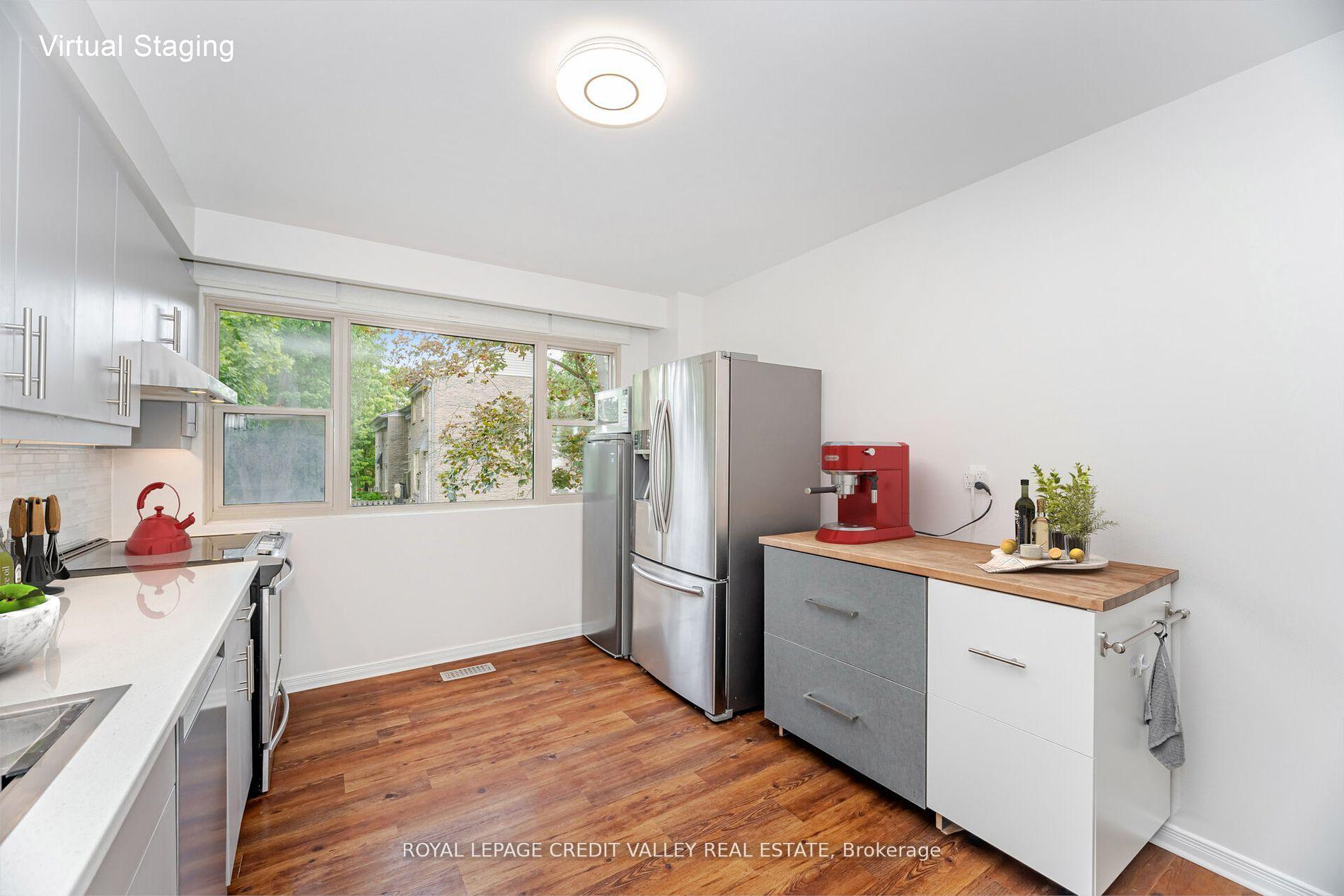 Photo 17 of Unit 2, 2 North Street, Barrie, Wellington — HOMEH