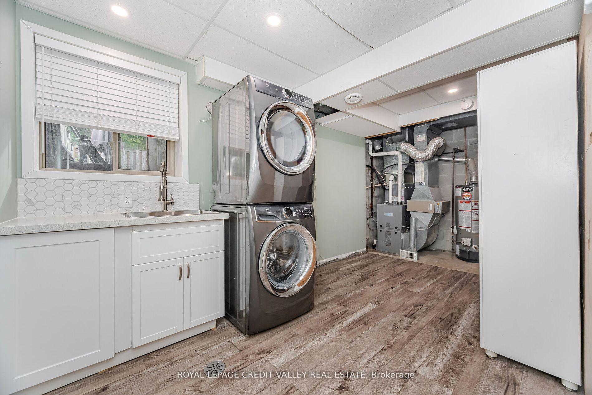 Photo 24 of Unit 2, 2 North Street, Barrie, Wellington — HOMEH