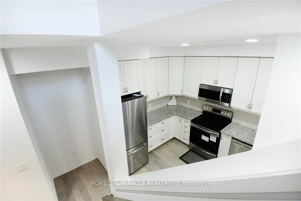 Photo 10 of Unit 130, 30 Times Square Boulevard, Hamilton, Stoney Creek Mountain — HOMEH