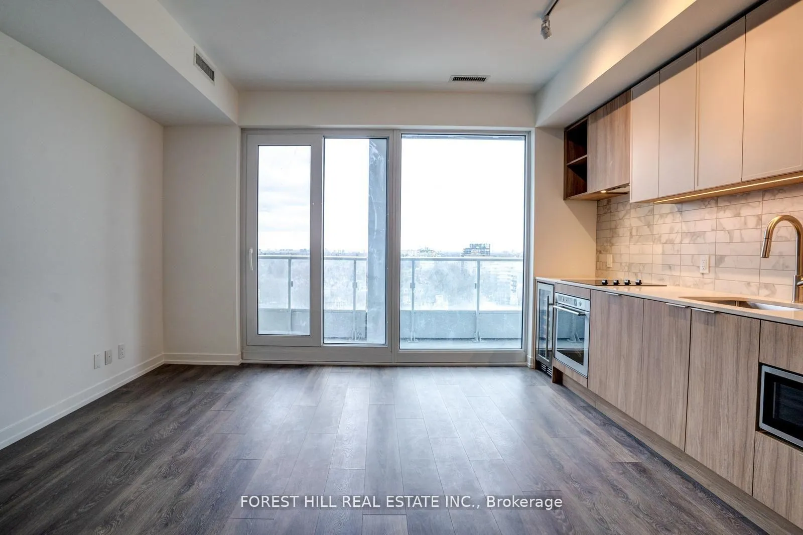 Photo 4 of Unit 1615, 2020 Bathurst Street, Toronto, Humewood-Cedarvale — HOMEH