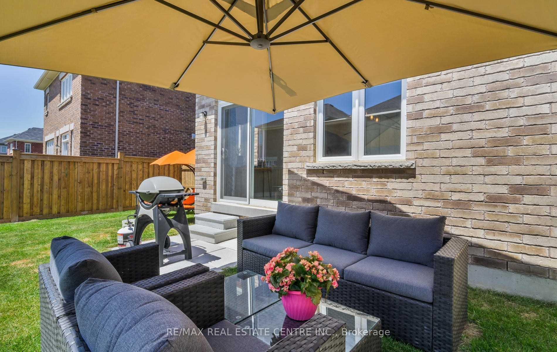 Photo 1 of 123 William Fair Drive, Clarington, Bowmanville — HOMEH