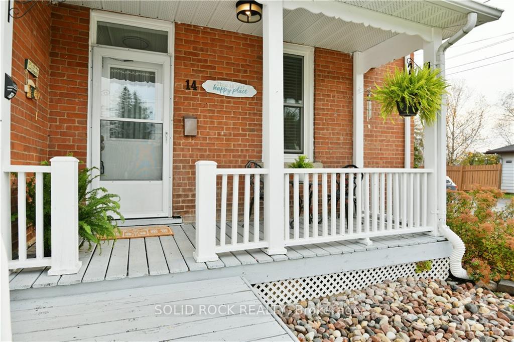 Photo 2 of 14 Charles Street, Arnprior — HOMEH