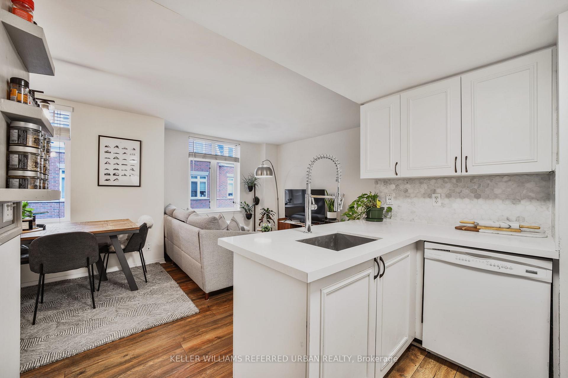 Photo 7 of Unit 15, 108 Redpath Avenue, Toronto, Mount Pleasant West — HOMEH