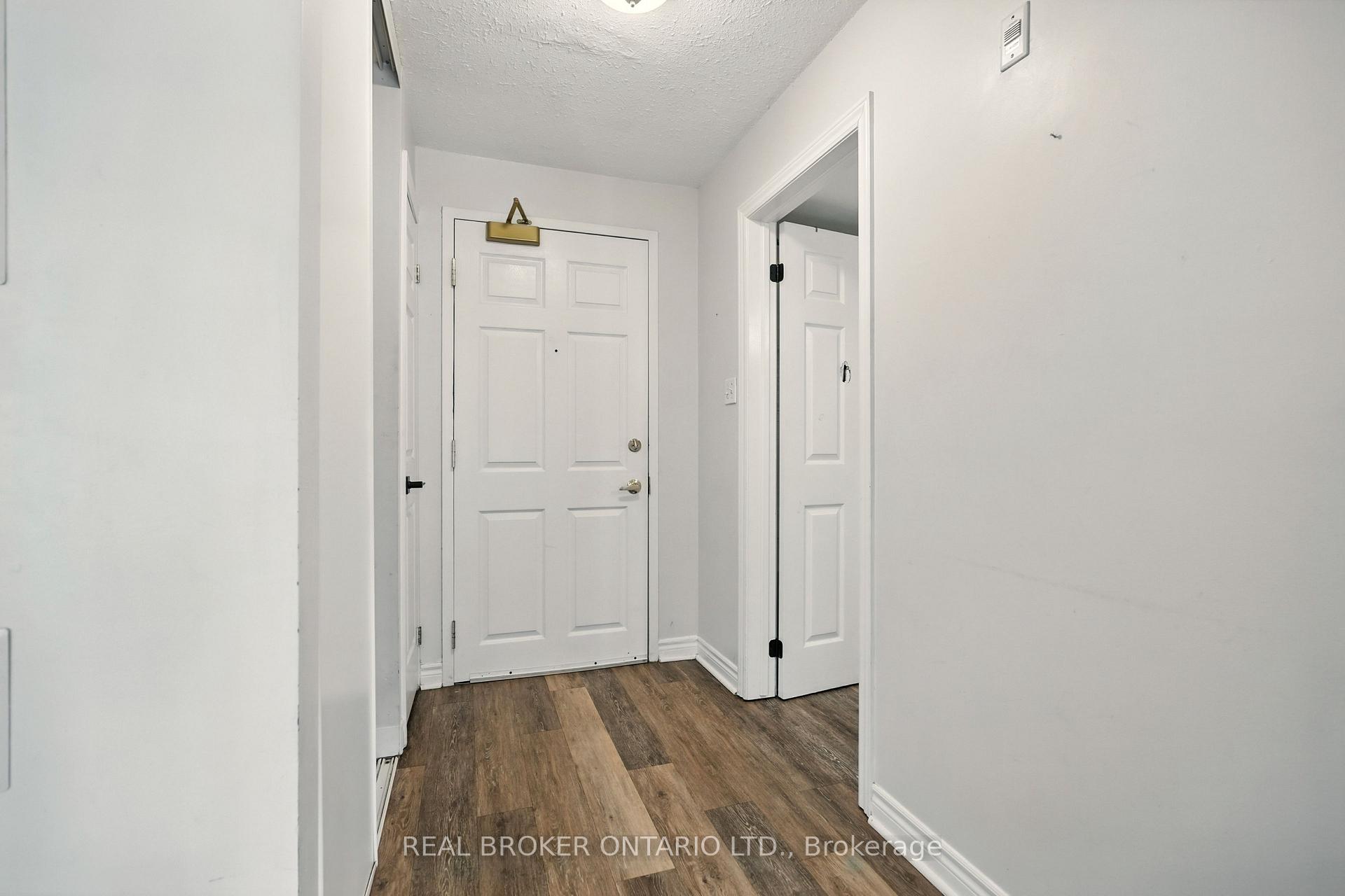 Photo 3 of Unit 303, 49 Jacobs Terrace, Barrie, Allandale — HOMEH