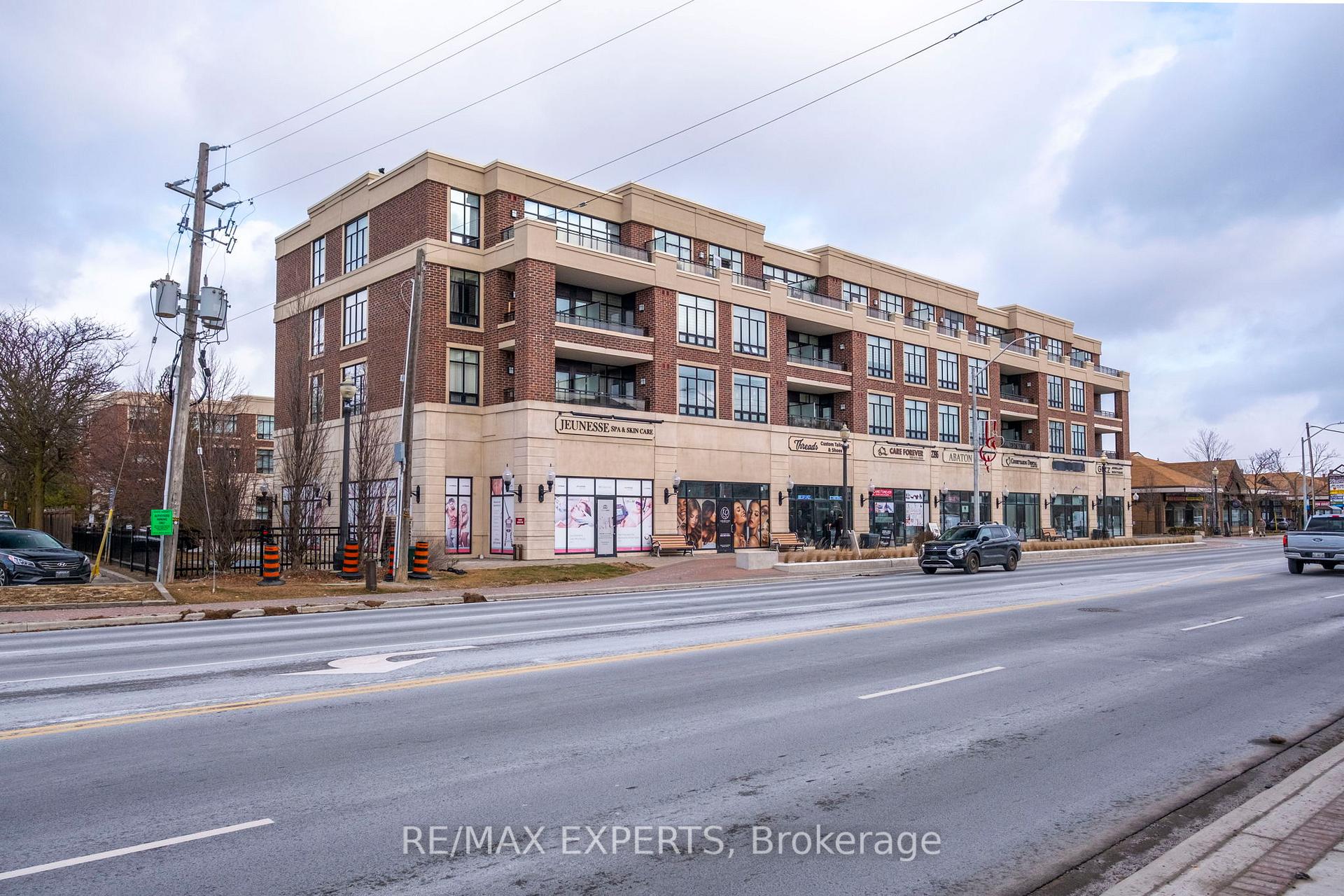 Photo 2 of Unit 103, 2396 Major Mackenzie Drive W, Vaughan, Maple — HOMEH