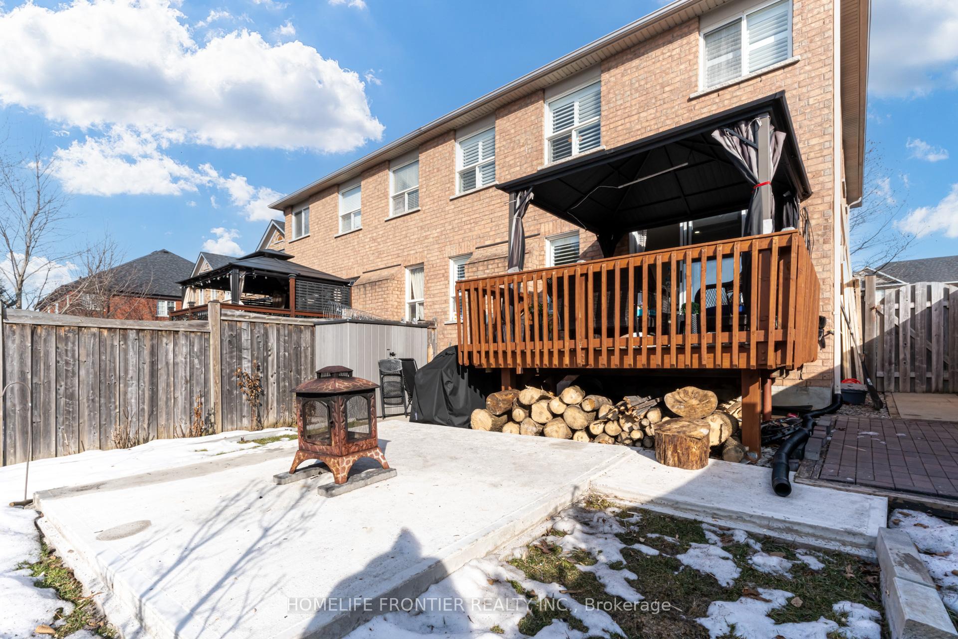 Photo 39 of 70 Starr Crescent, Aurora, Bayview Northeast — HOMEH