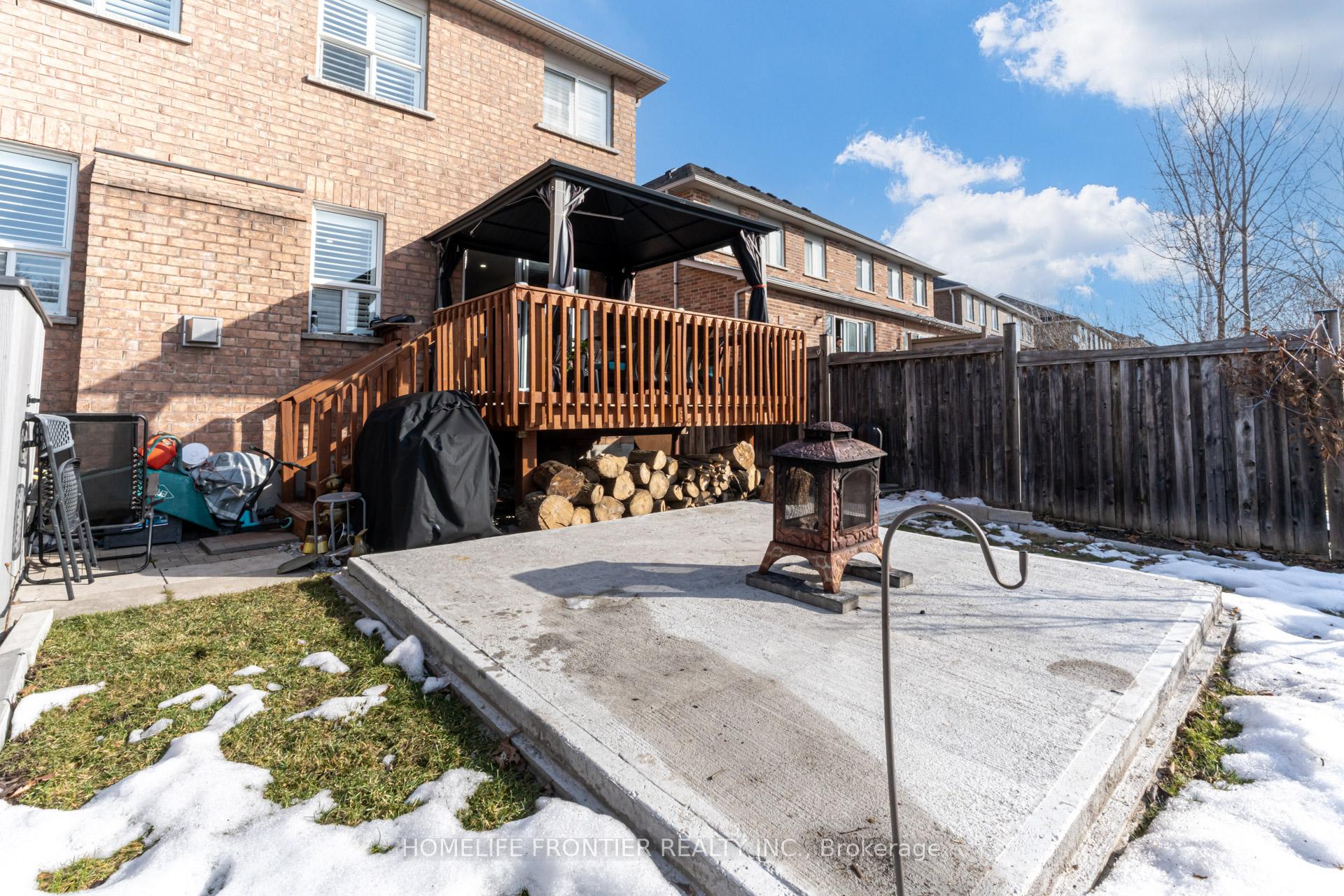 Photo 40 of 70 Starr Crescent, Aurora, Bayview Northeast — HOMEH