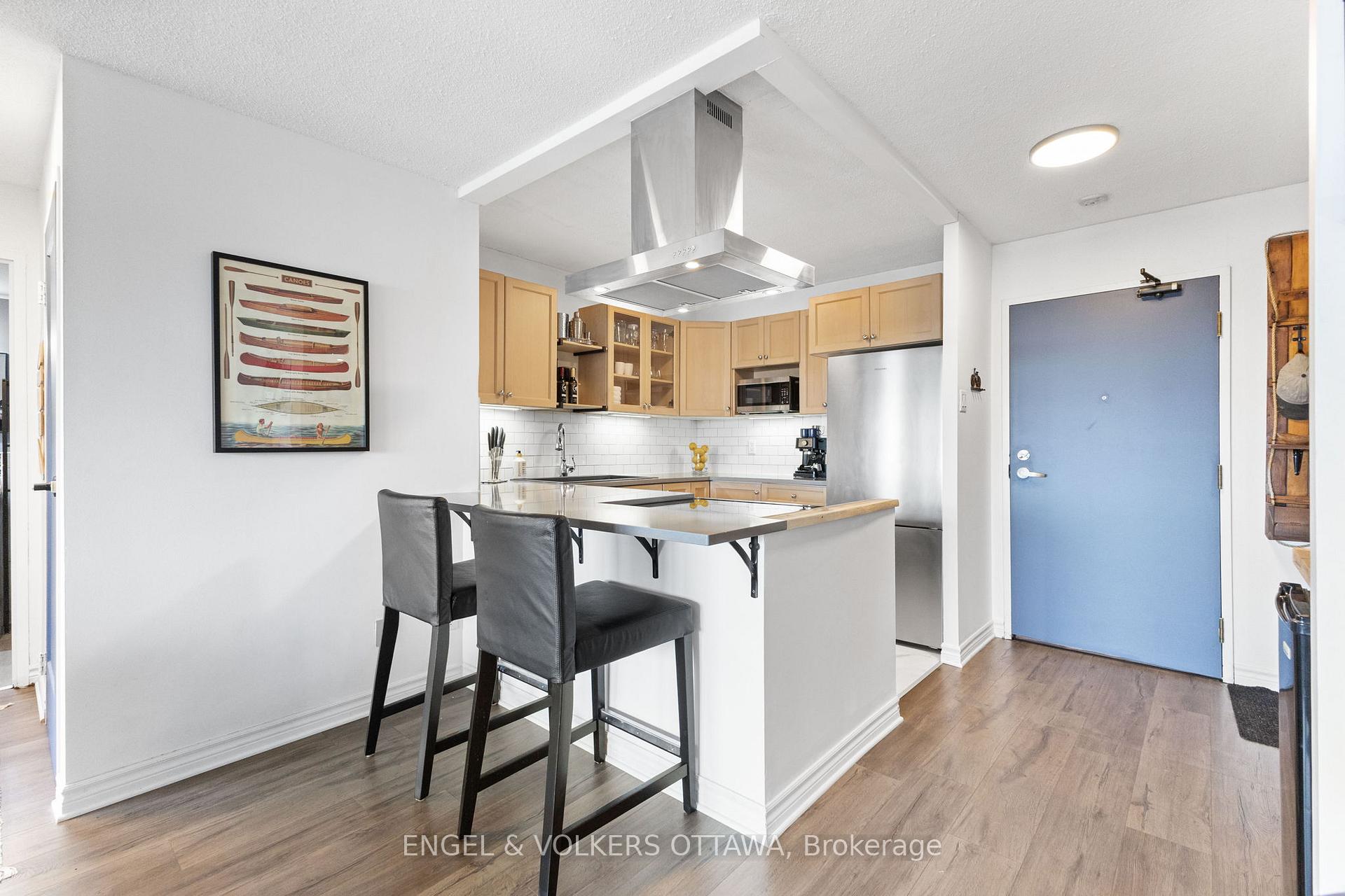 Photo 4 of Unit 1614, 40 Landry Street, Ottawa, Vanier — HOMEH