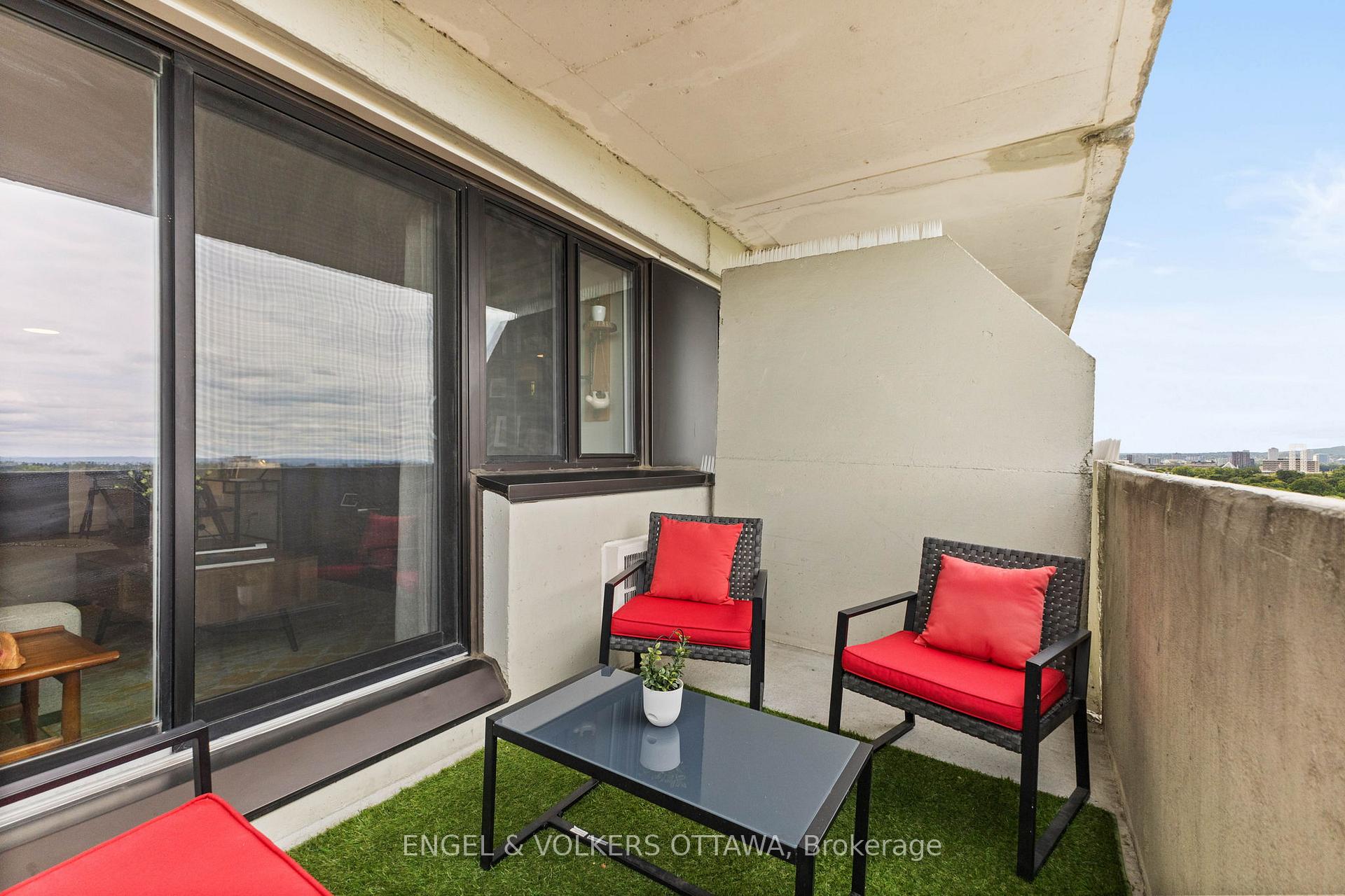 Photo 20 of Unit 1614, 40 Landry Street, Ottawa, Vanier — HOMEH