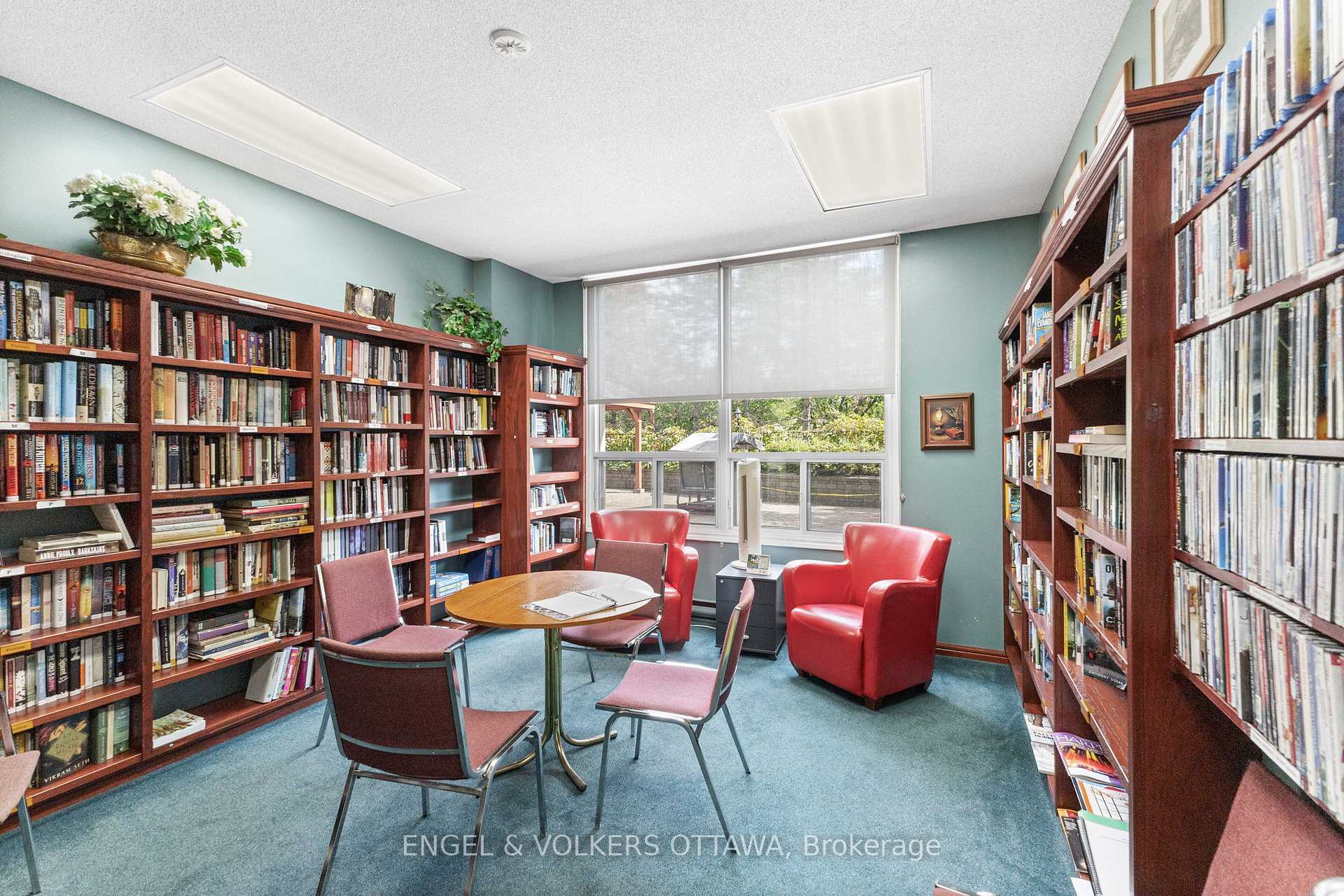 Photo 21 of Unit 1614, 40 Landry Street, Ottawa, Vanier — HOMEH