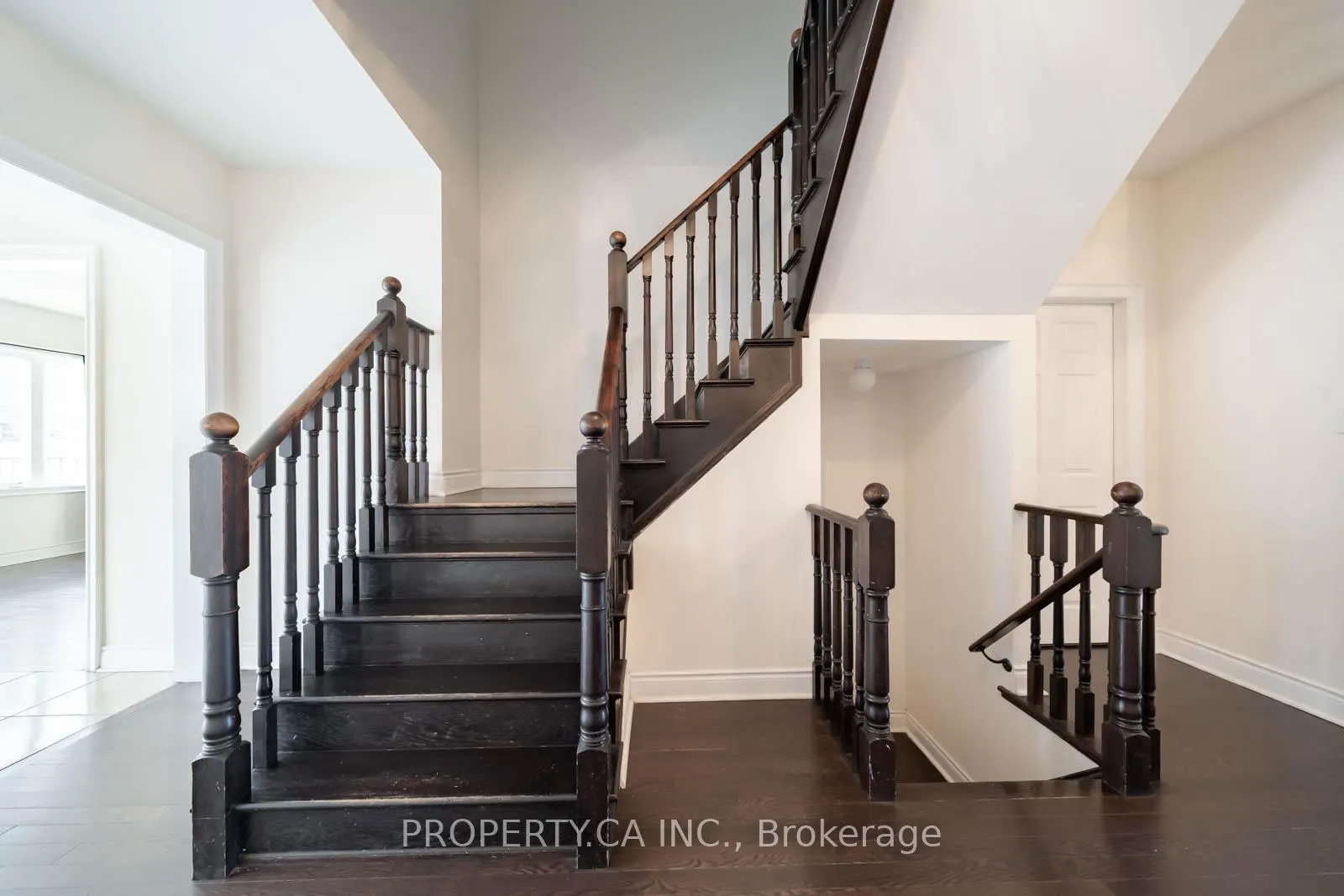 Photo 12 of 4 Landview Road, Brampton, Toronto Gore Rural Estate — HOMEH