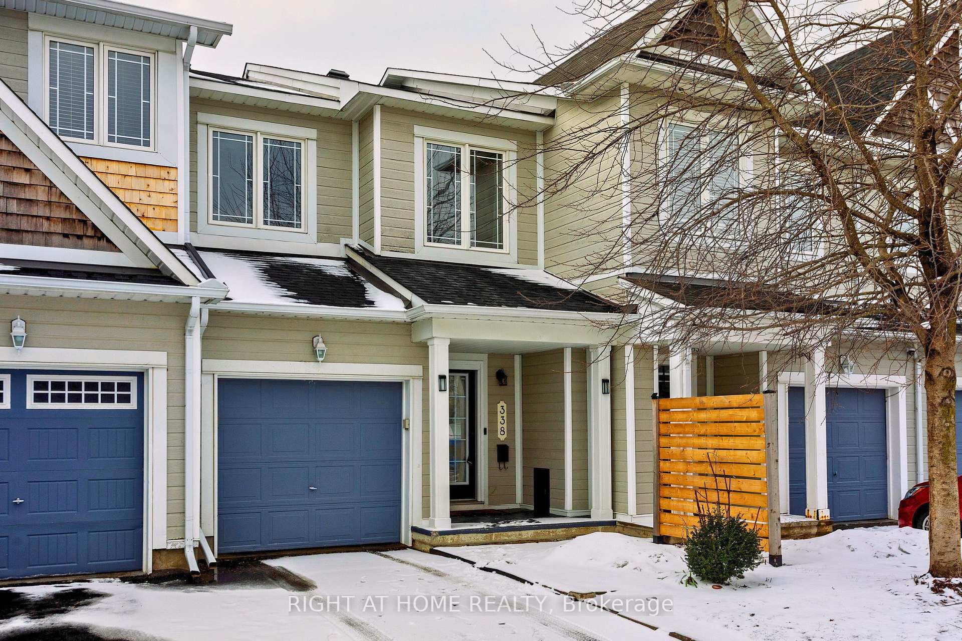 Photo 2 of 338 Hillsboro, Ottawa, Kanata - Emerald Meadows/Trailwest — HOMEH